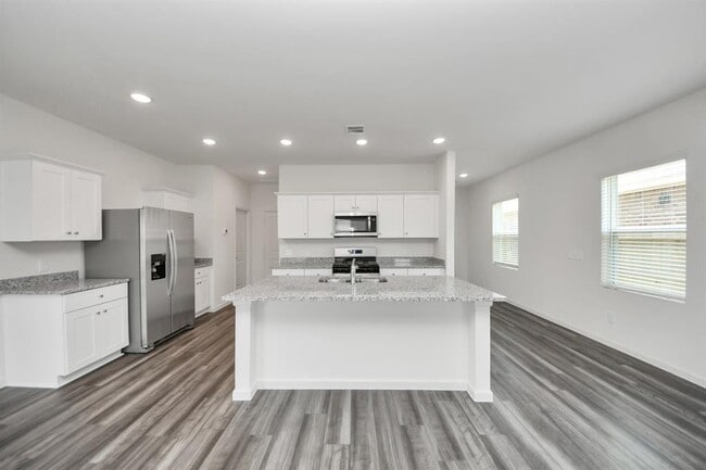 Building Photo - 10304 Florance Spring Dr