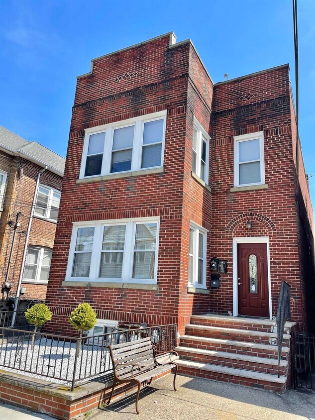 8804 3rd Ave, North Bergen, NJ 07047 House Rental in North Bergen, NJ