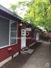Building Photo - 1537 N Killingsworth St