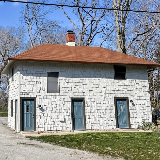 Building Photo - 2150 E 75th St