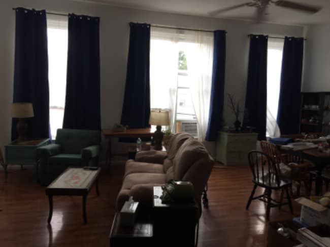 Building Photo - 3276 Main St