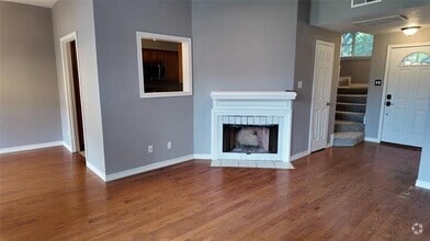 Building Photo - 2405 Northlake Ct