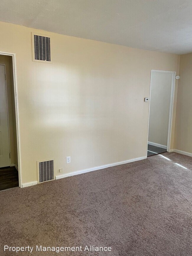 Building Photo - 3 br, 1.5 bath House - 107 Michaels Circle