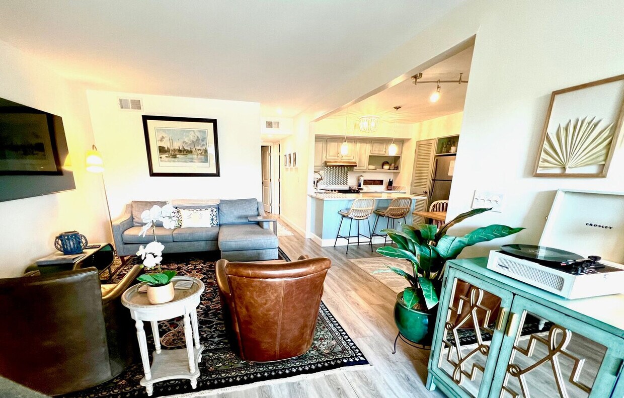 Foto principal - 1621 Live Oak Park