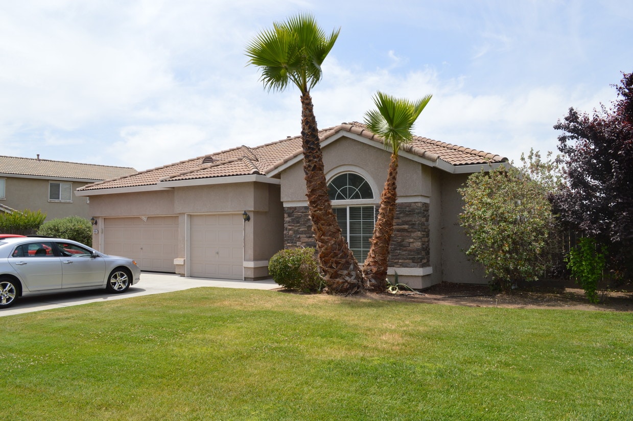 12120 Pheasant Run Blvd, Chowchilla, CA 93610 House Rental in