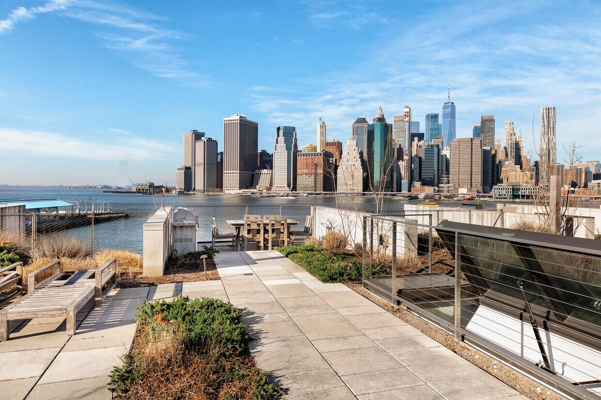 130 Furman St, Brooklyn, NY 11201 Townhome Rentals in Brooklyn NY