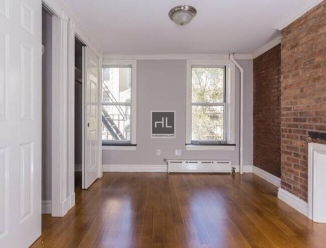 Building Photo - East 7th Street