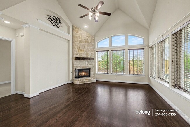 Building Photo - 8417 Lewis Canyon Dr