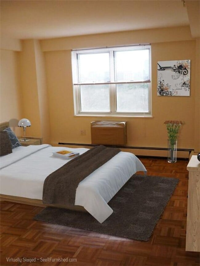 Building Photo - 2 bed/1.5 bath in Brookline