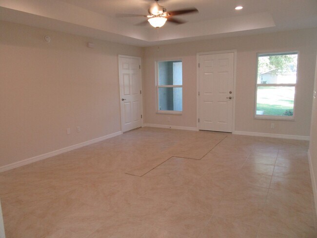 Foto del edificio - Beautiful home in Silver Springs