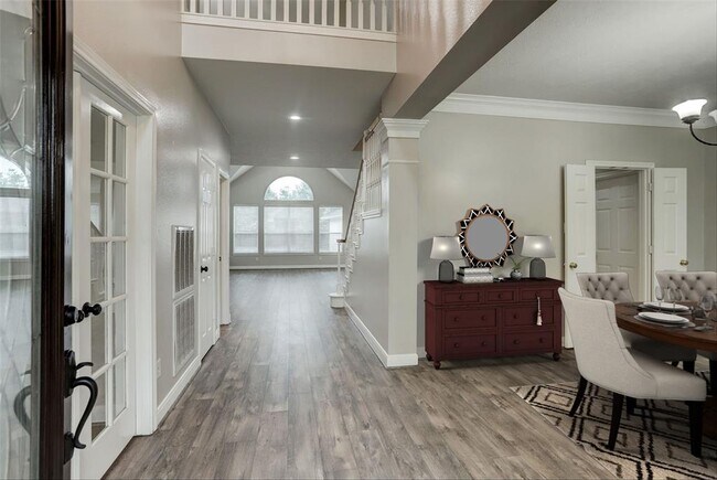 Foto del edificio - 1806 Cross Spring Dr