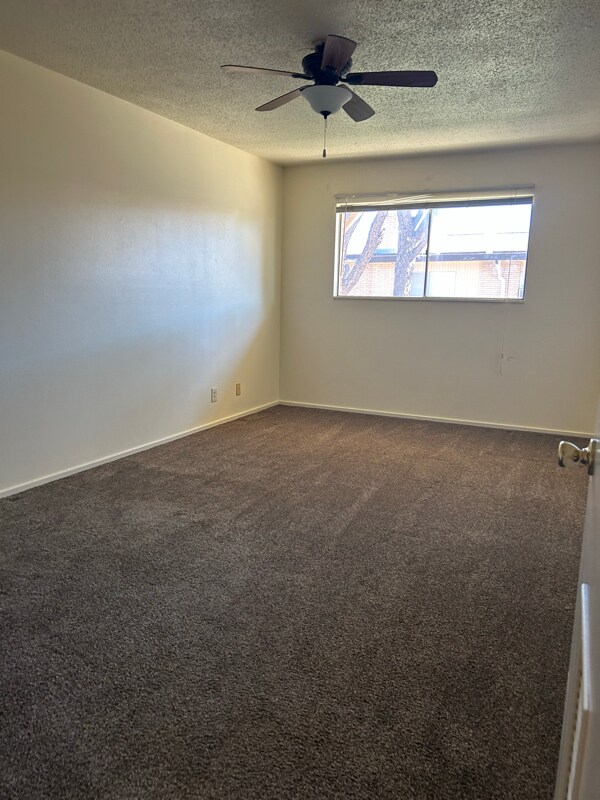 Primary Photo - 2601 N Kentucky Ave