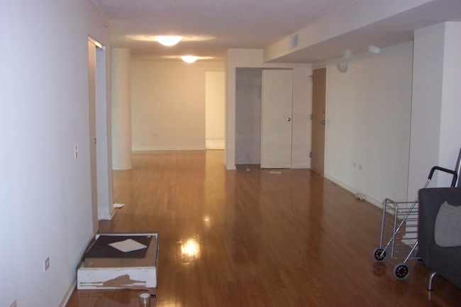 Building Photo - 1580 Sherman Ave