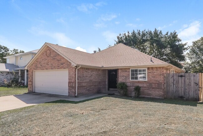 Building Photo - 1426 Ardmore Dr