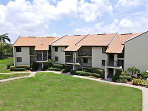 Building Photo - 1515 Pinellas Bayway S