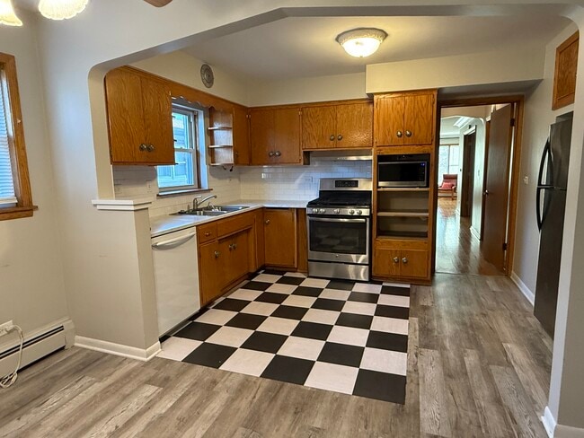 Foto del edificio - 5736 W Gunnison St