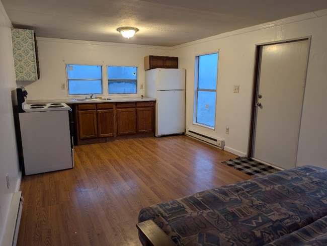 Building Photo - 25230 Zimmer Ln