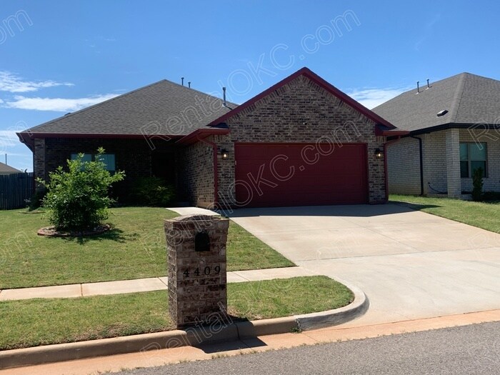 Foto principal - Great 3 bed 2 Bath on the West side.