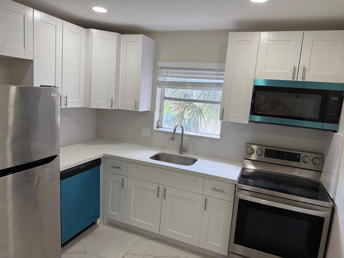Foto del edificio - 841 NW 39th St