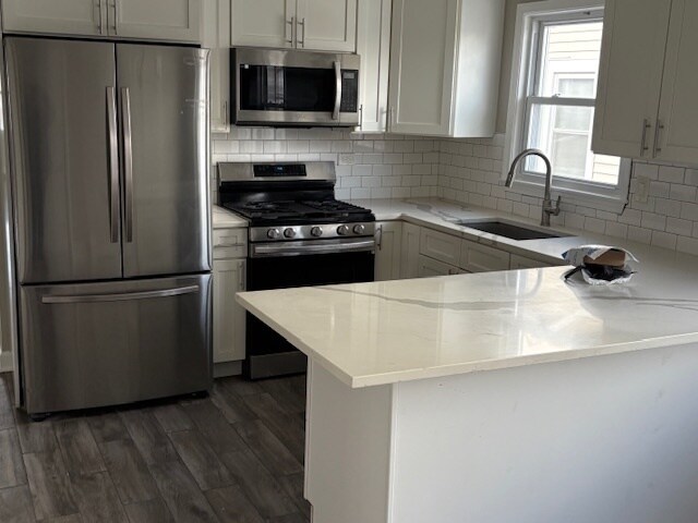 Foto del edificio - 5619 N Menard Ave