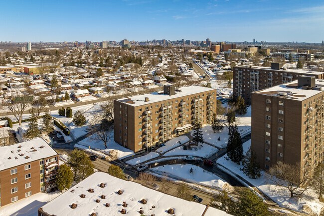 Aerial Photo - Habitat du Lac Leamy