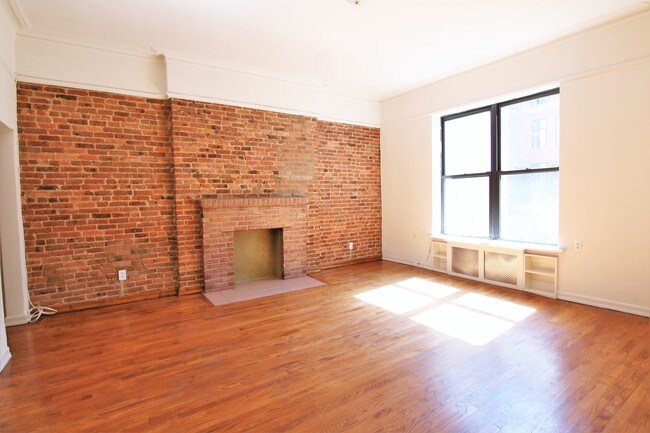 Foto del edificio - 14 W 90th St