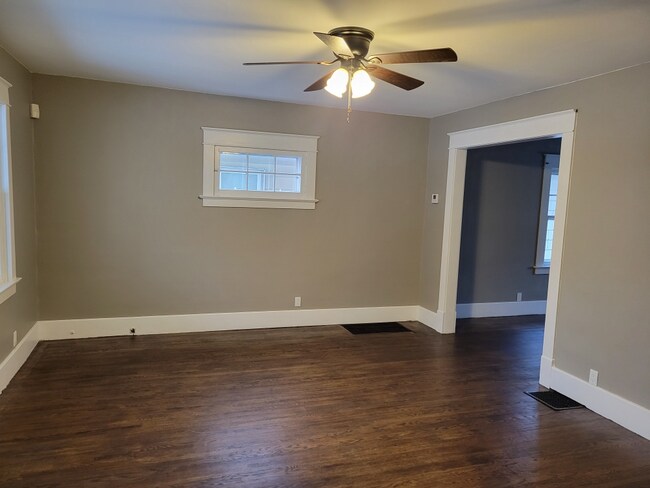 Foto del edificio - 621 Dearborn Ave