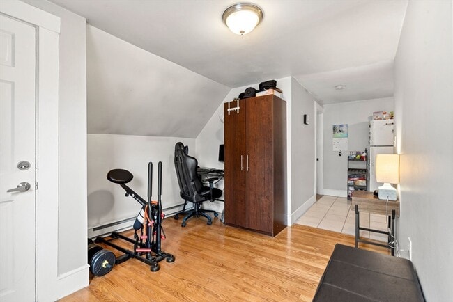 Building Photo - 14 4th St