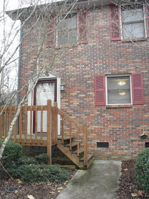 Primary Photo - 2043 Heritage Pl