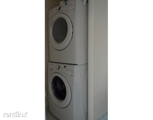Foto del edificio - 4 br, 4.5 bath  - 1 Springer St