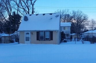 Building Photo - 19148 Hilton Dr