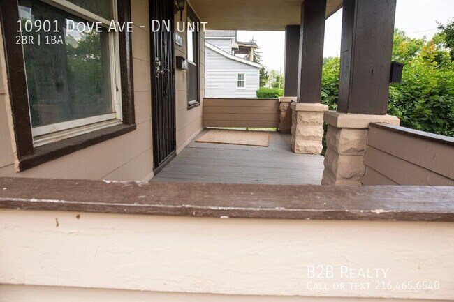 Foto del edificio - 10901 Dove Ave