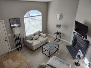 Living room - 6753 Amherst Ct
