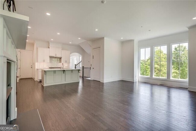 Building Photo - 225 Arpeggio Wy