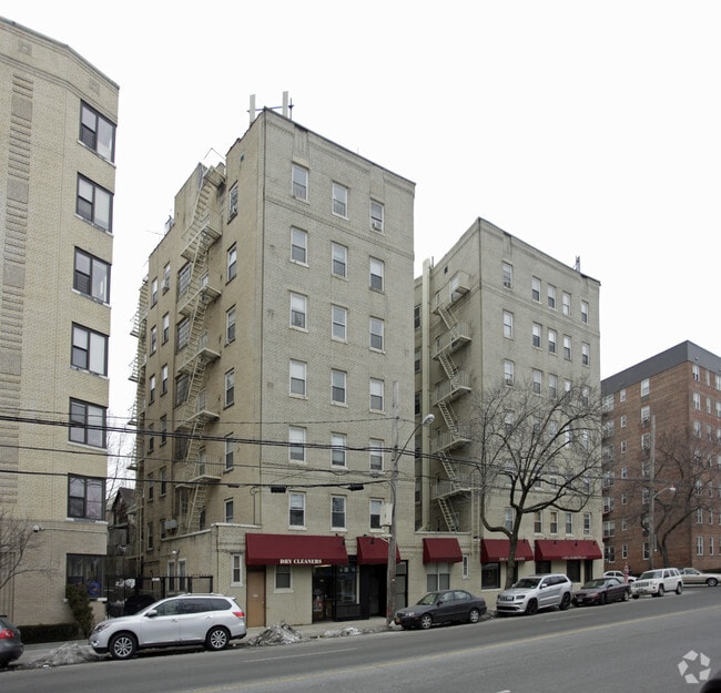 530 E 236th, Bronx, NY 10470 Apartments Bronx, NY 530 E 236th, Bronx, NY 10470 Apartments Bronx, NY