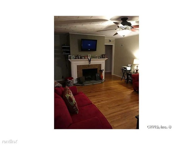 Building Photo - 1635 Olmstead Dr