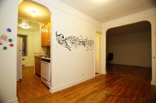 Foto del edificio - 265 Quentin Rd