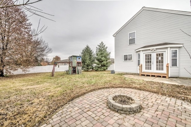 Building Photo - 716 Liberty Village Dr