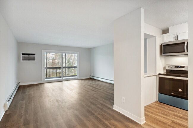 Foto del edificio - 3200 Virginia Ave S