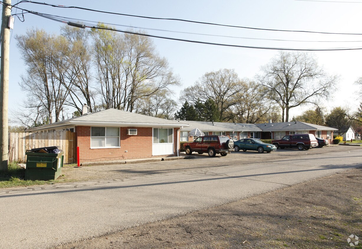 Building Photo - 37428 Heroux St