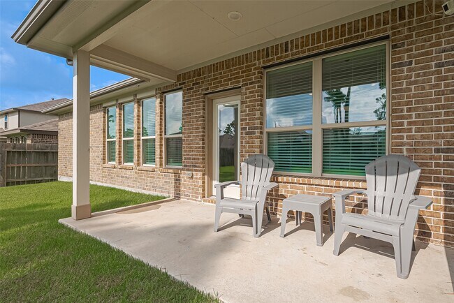 Foto del edificio - 16886 Ramsay Cascades Dr