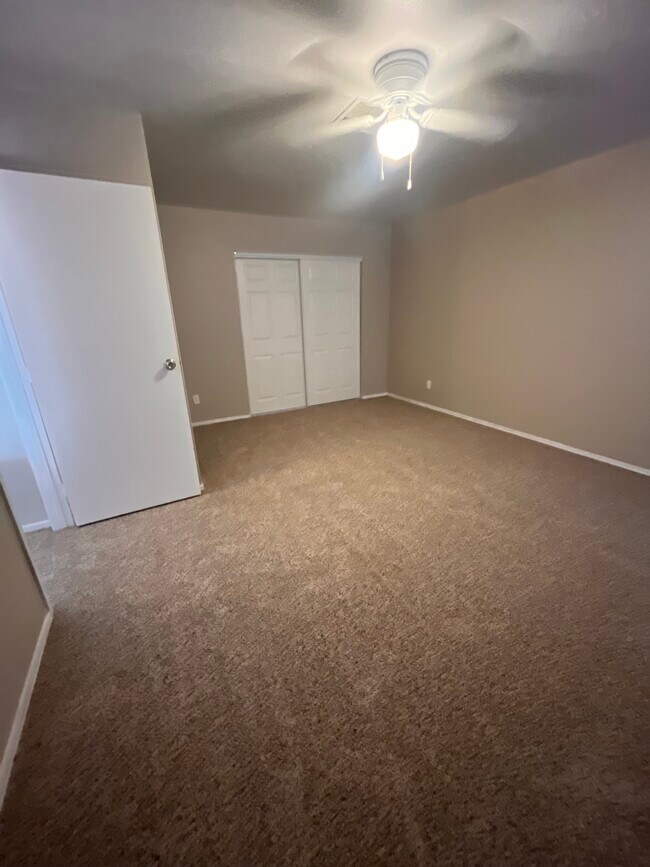 Suite principal - 6213 E Greenway St