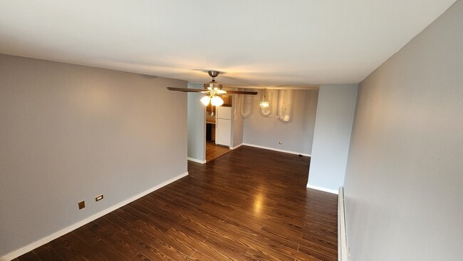 Family Room - 121 W Elk Trl