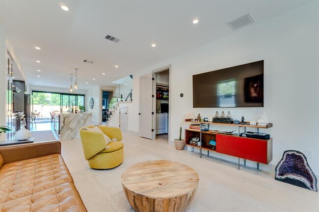 Foto del edificio - 1008 Willow St