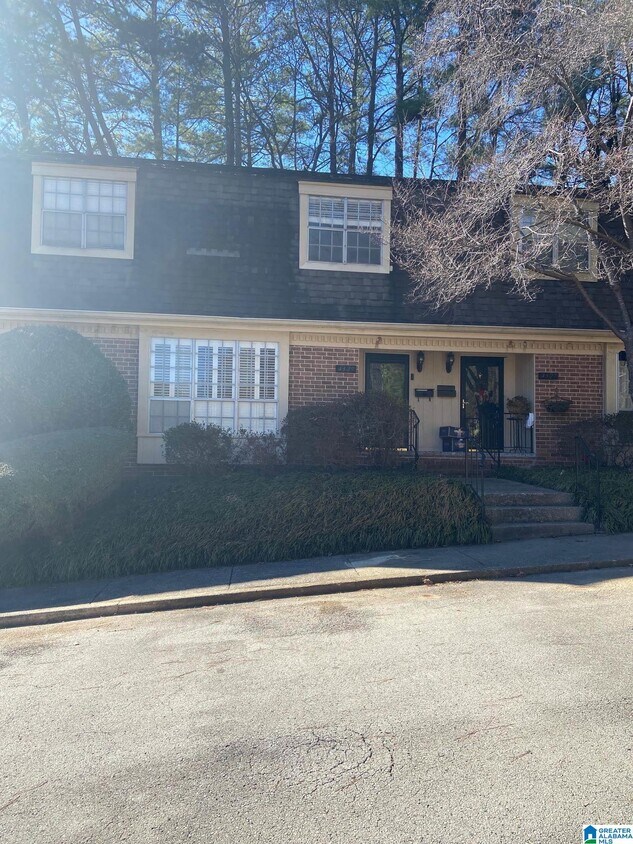 4329 Little River Rd Unit L, Mountain Brook, AL 35213 Condo for Rent in Mountain Brook, AL