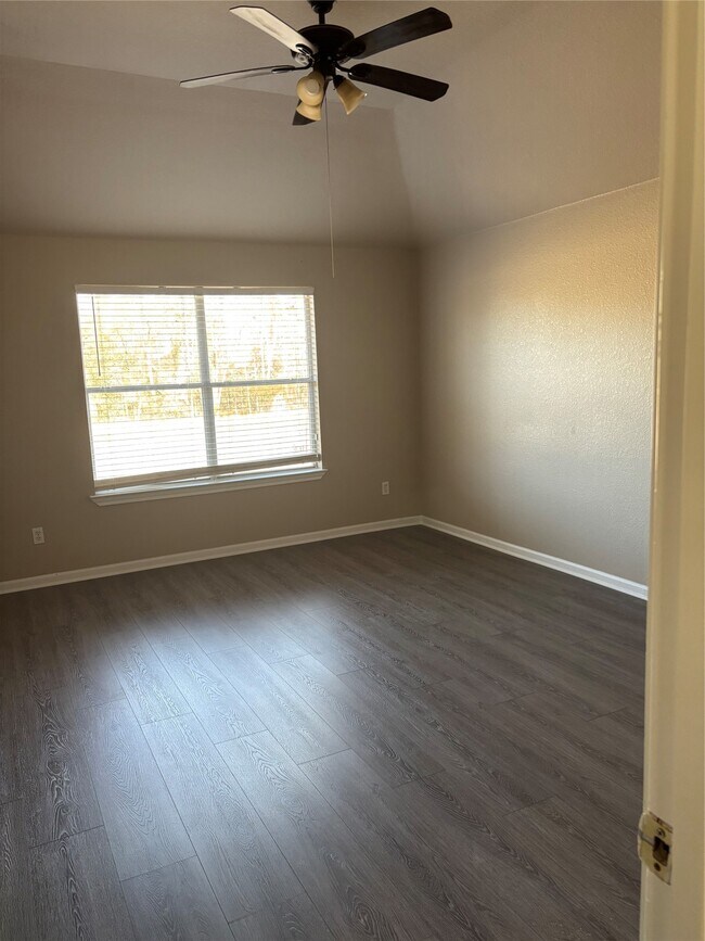 Foto del edificio - 16711 Jib Ct