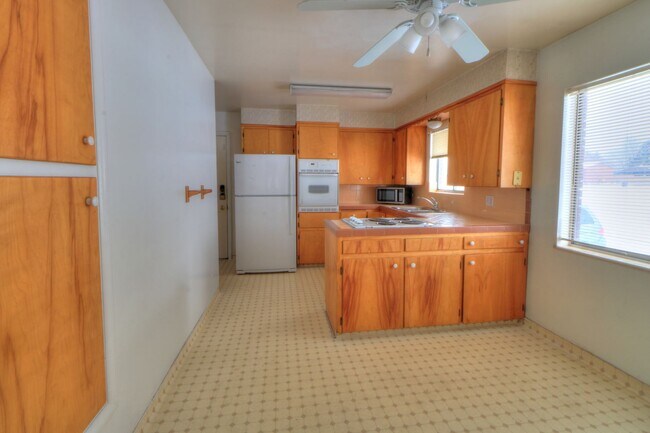 Foto del edificio - Available immediately 2 bedroom 1 bath in ...