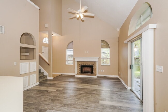 Building Photo - 1091 Brielle Ct