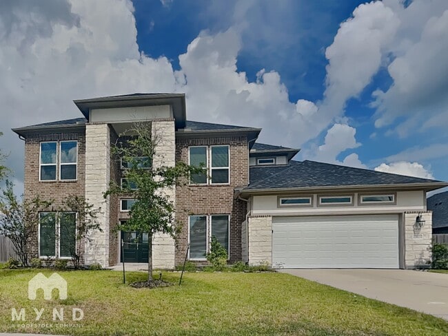 Building Photo - 11823 Champions Forest Drive