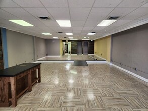 Building Photo - 110 N Michigan Ave